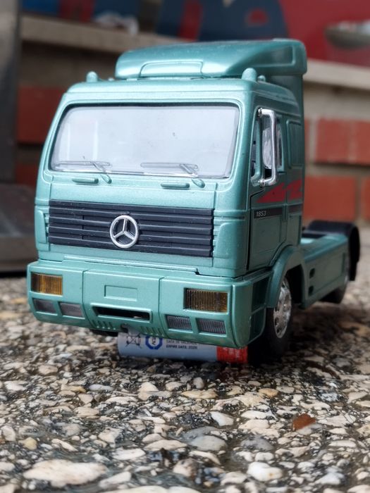 Mercedes trator semi reboque