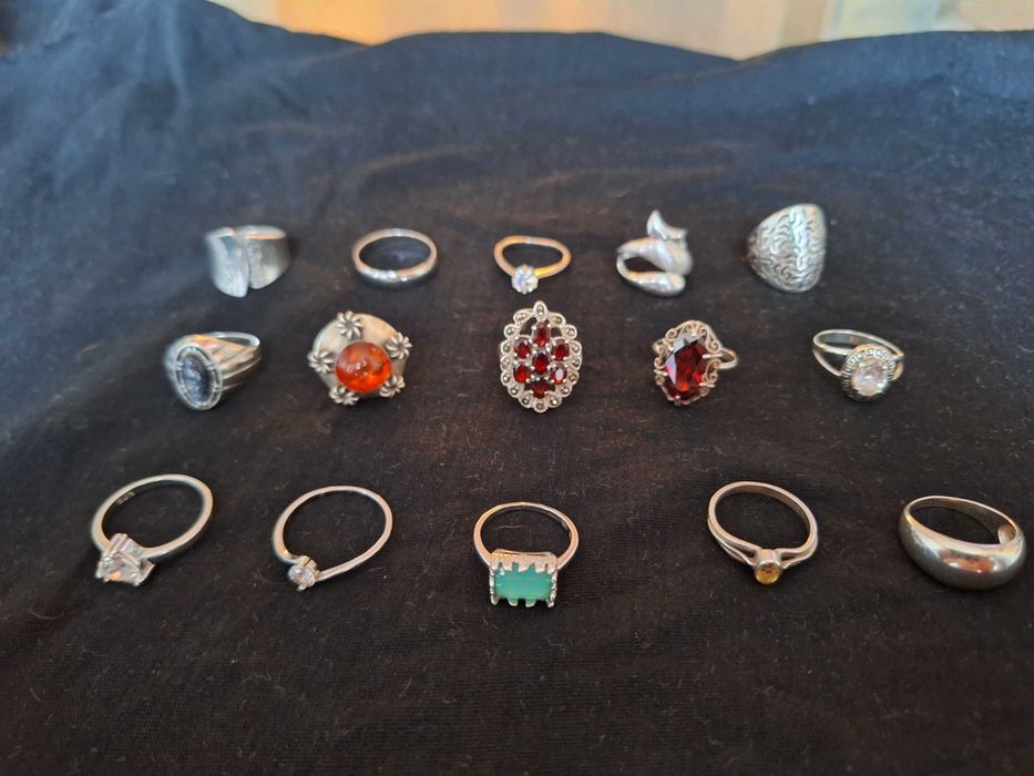 Kolekcja 15 Srebrnych Pierścionków (próba 925) – Zestaw Premium