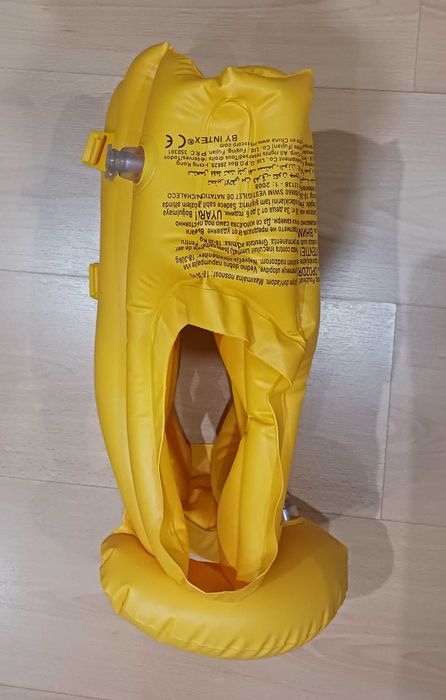 Colete insuflável para criança