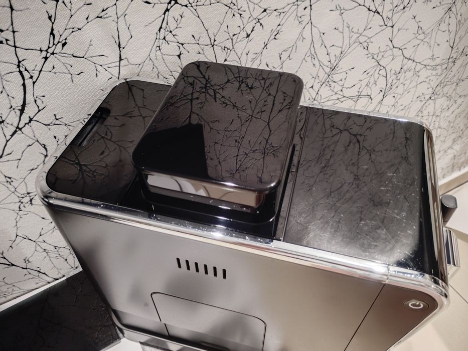 Ekspres do kawy automatyczny Tchibo Esperto Caffe Latte