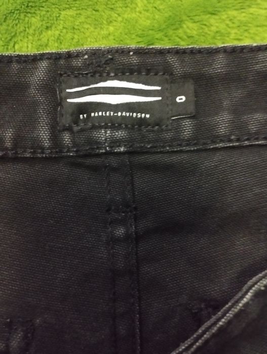 Harley-Davidson | opium; size 0
Classic Bar & Shield logo
Heavy denim