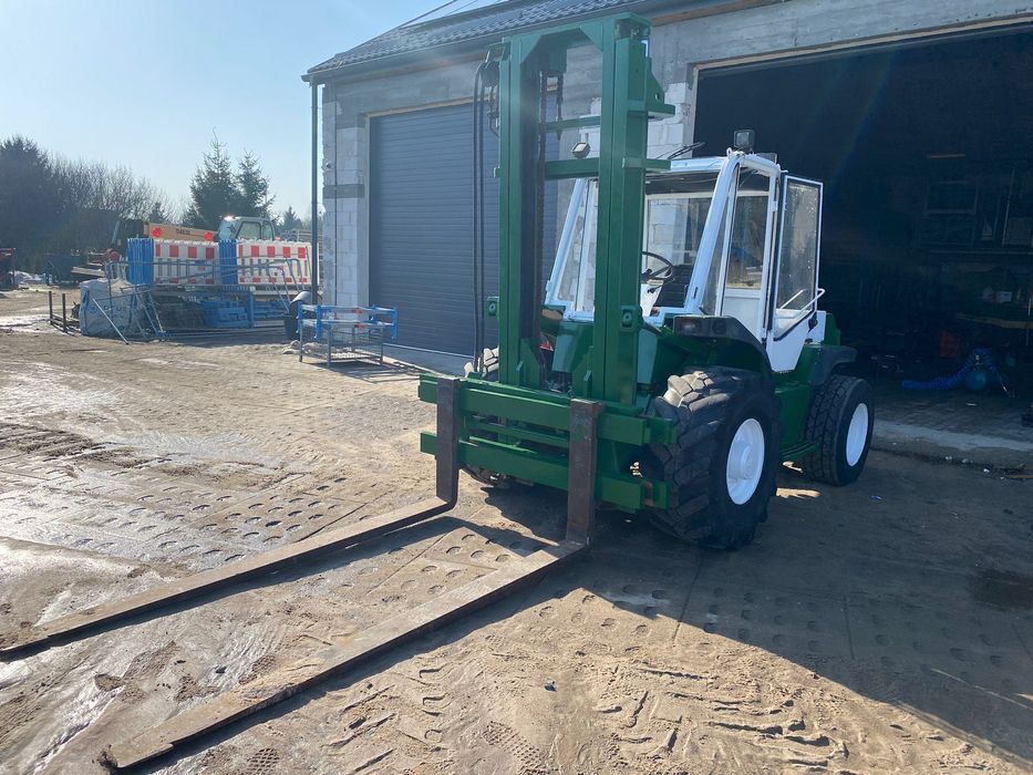 widłak spalinowy duże udźwig 5 t Manitou MC50 CP przesuw Diesel