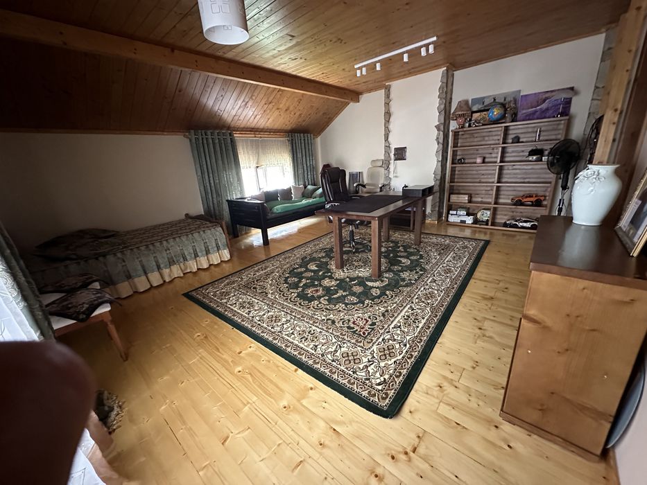 Будинок у Ворзелі