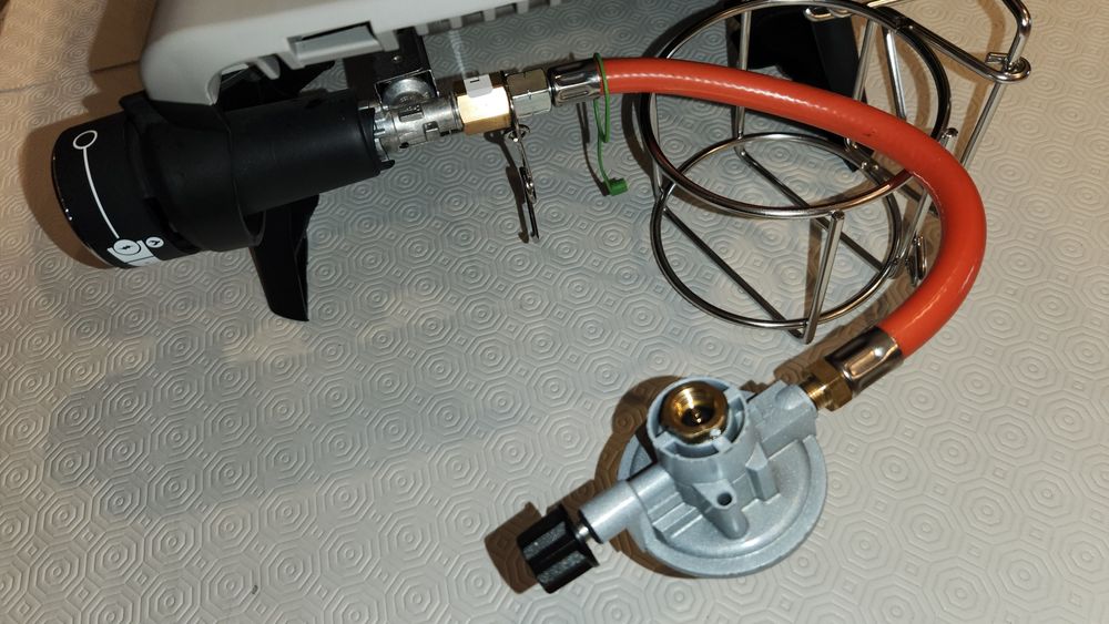 Grelhador Weber Q1200 novo