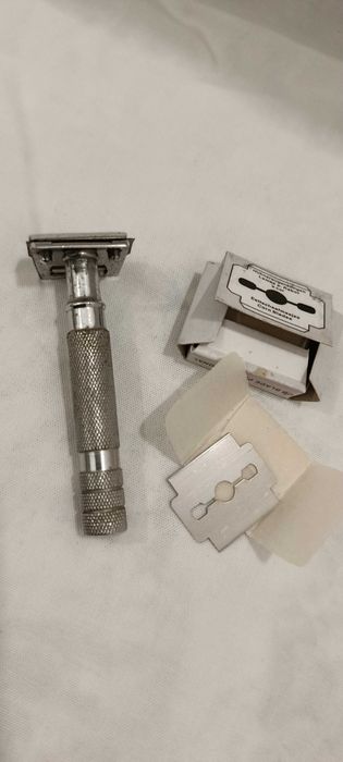 Máquina de barbear manual vintage