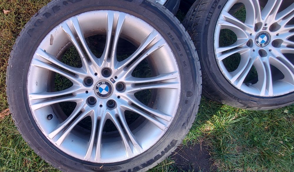 Felgi z oponami styling 135 18" bmw e60 e61