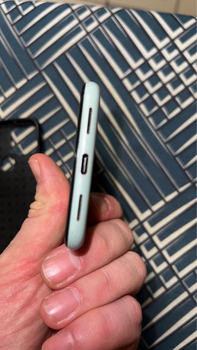 Pixel 5 8/128 gb неверлок.