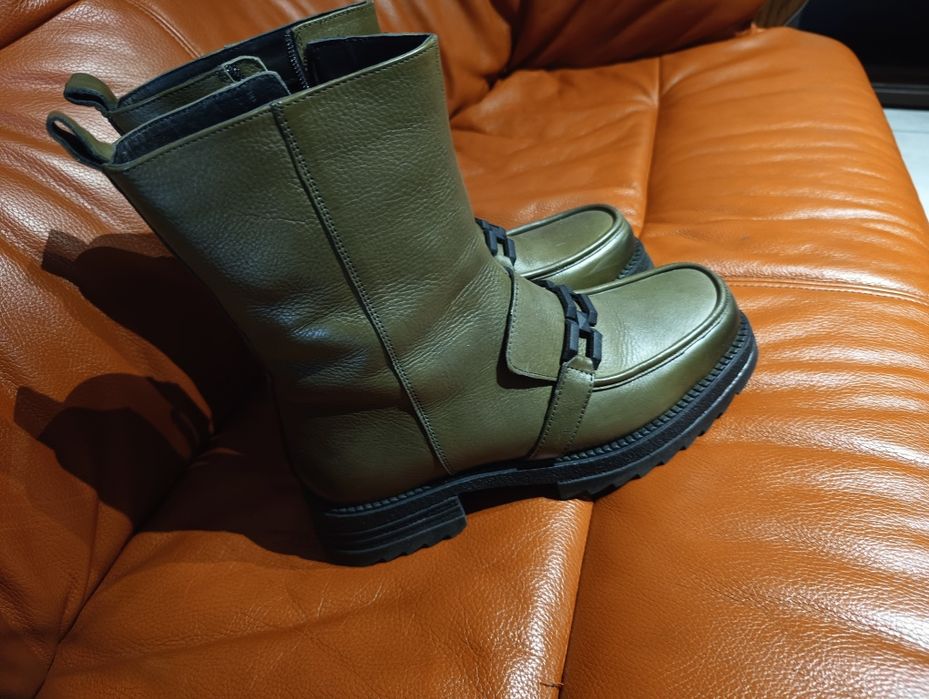 Botki khaki skóra