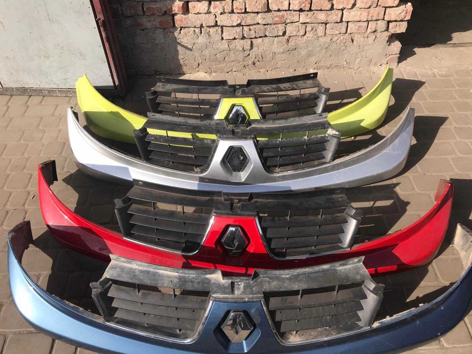 Решітка Renault Trafic