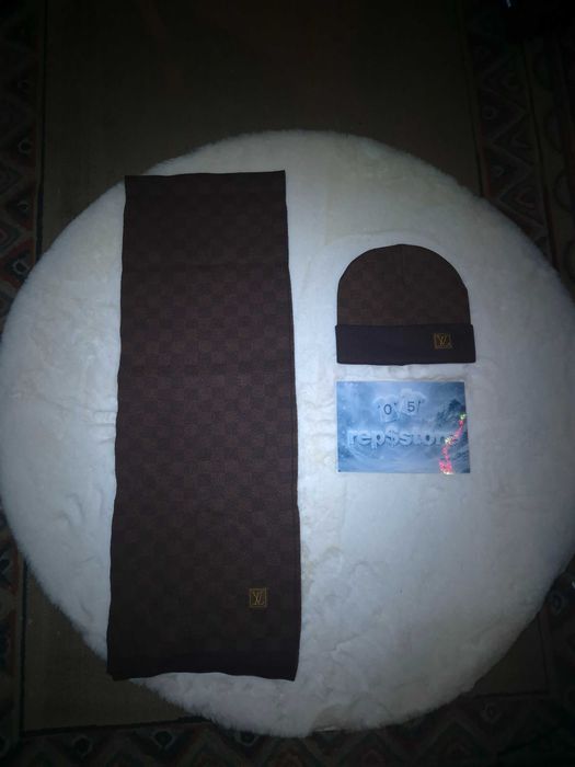 Gorro e cachecol LV Castanho