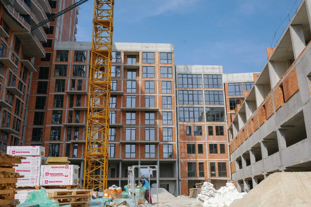 Продаж 2 кім. аурум солар сихівський р-н. вул. Соняшникова