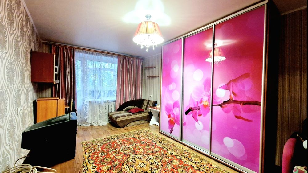 Продам 1 кімнатну квартиру по вул. Холодногірська