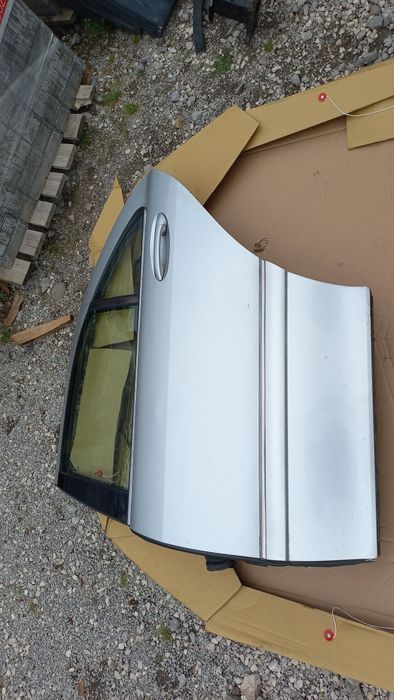 Mercedes w220 s klasa drzwi lewy tyl lewe tylne srebrny srebrne 744