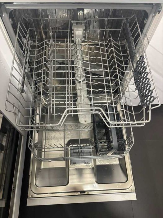 Máquina de lavar loiça Beko DIN35320 de encastrar
