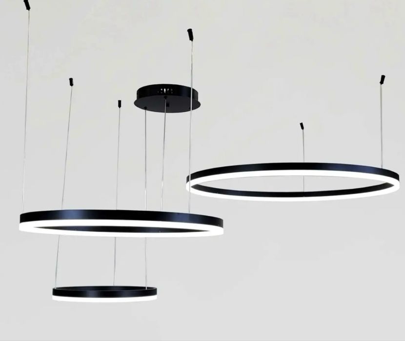 Люстра кільця нова