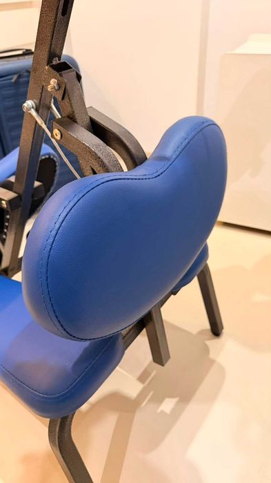 Cadeira de massagem profissional – praticamente nova, ideal para clínica de fisioterapia / spa / estúdio de recuperação física