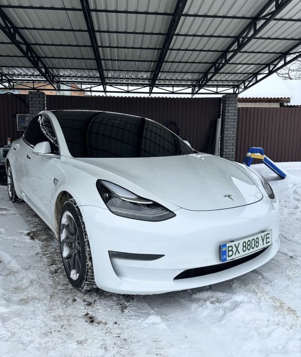 Продам Tesla model 3 повний привід