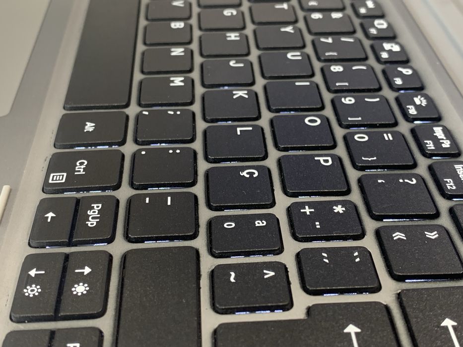 Dell Latitude 7200 2 em 1 – Elegante, Potente e Super Versátil