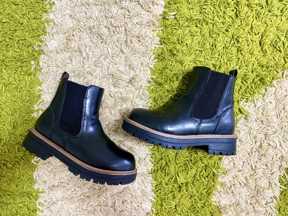 Демисезонные ботинки для девочки как новые 31 р Reserved стильные