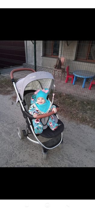 Продам демосизоний комбінезон на дівчинку