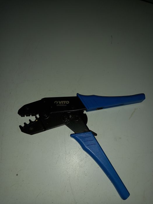 Alicate cravar terminais  marca vito