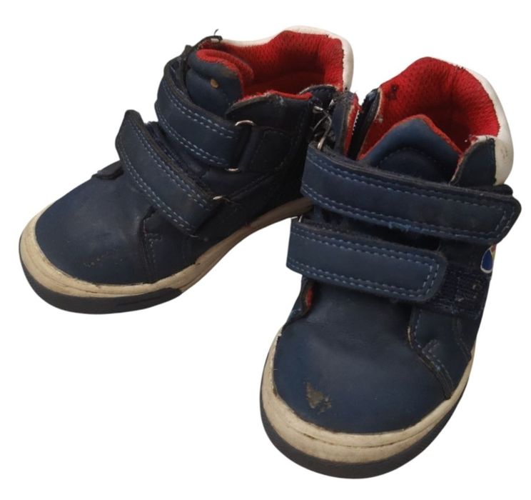 Взуття Туфлі Ботінки Кросівки Сапоги Босоніжки