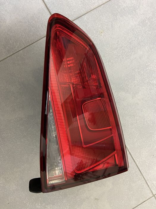 Задній правий фанар стоп гольф 7 Хетчбек