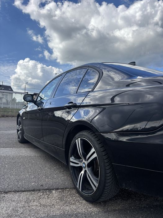 Bmw e 90  polift seria3. 320i