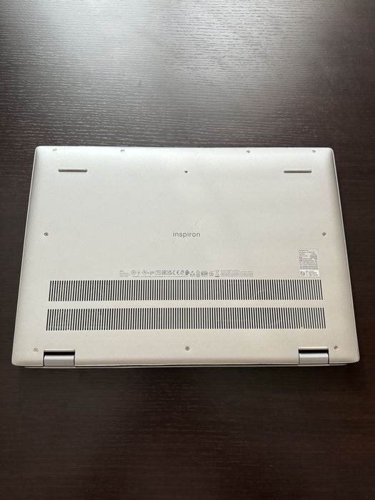 Dell inspiron 16 5620/ i5-1235U/ 8GB/ 512GB SSD/ Гарний стан