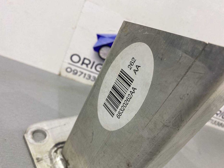 Клык лонжерона телевизора jeep cherokee kl Джип чероки кл 2019 2020+