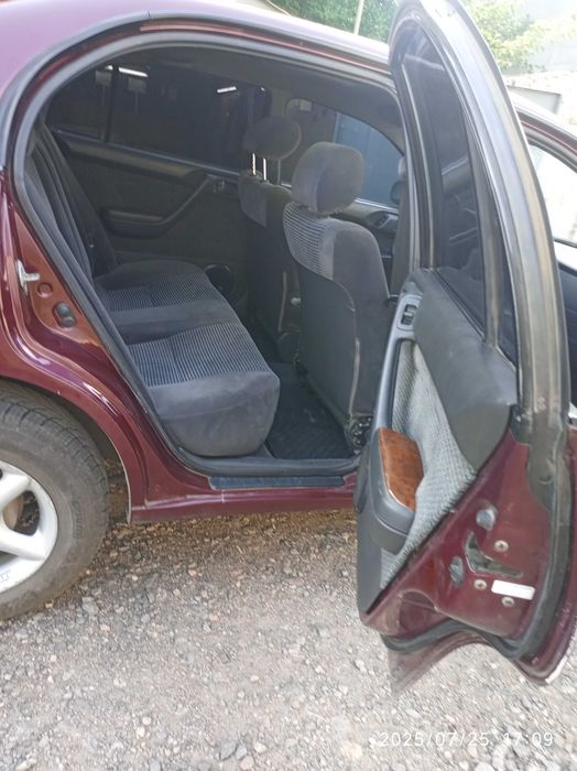 Автомобіль Toyota Carina-E