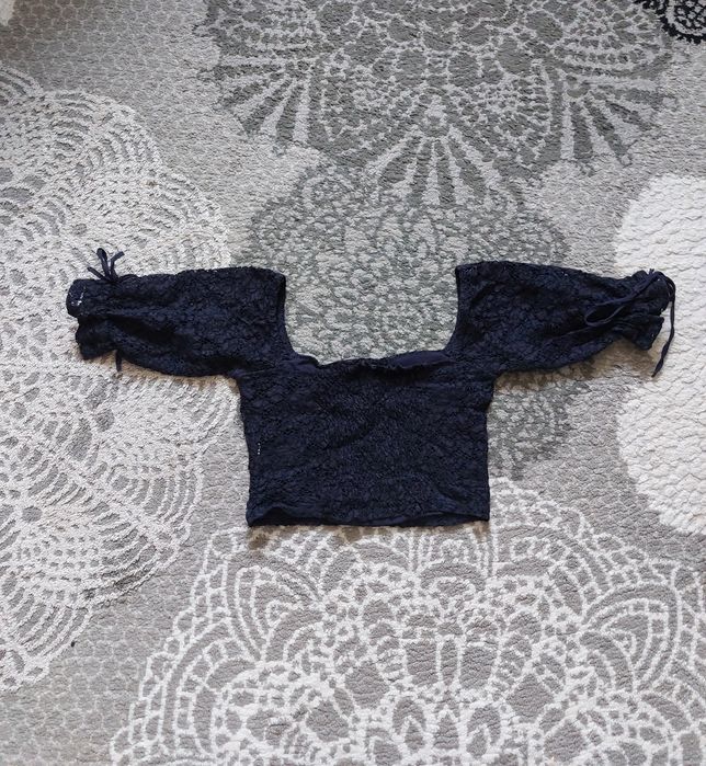 Granatowy koronkowy crop top, S, Zara