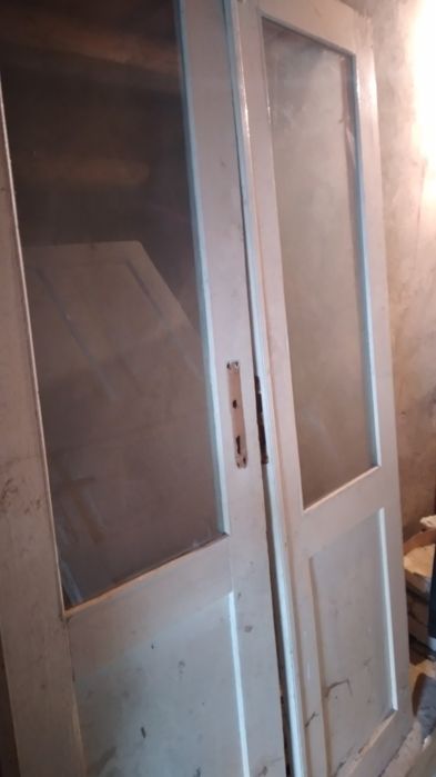 Продам двері  б/у