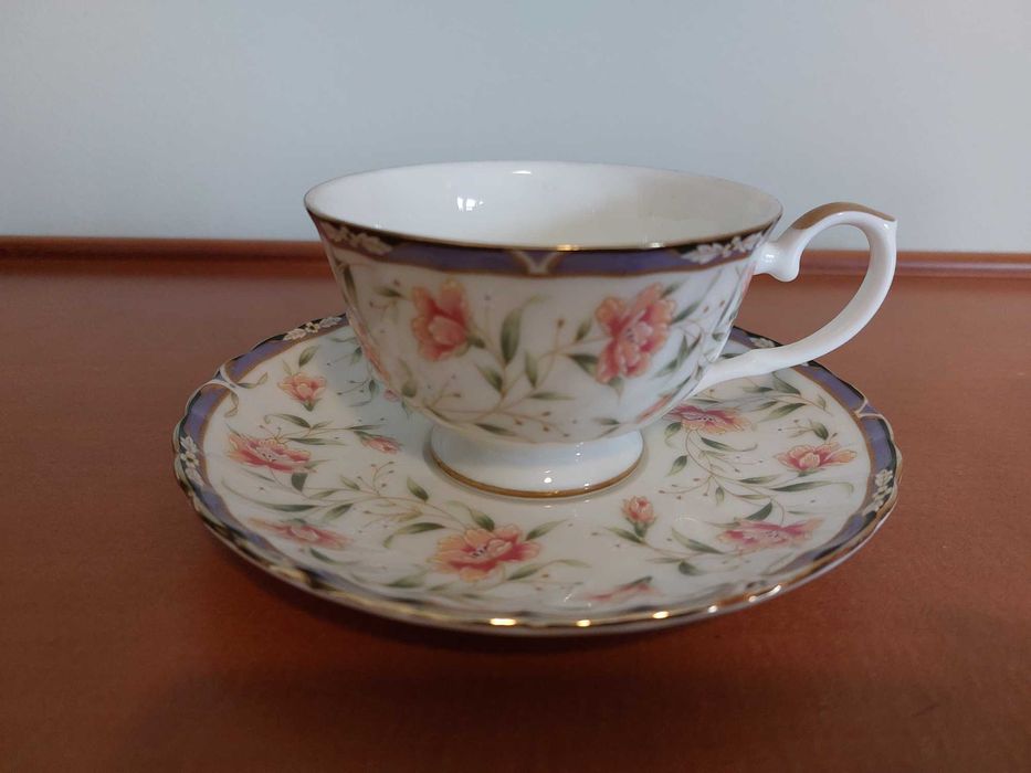Conjunto de Chávena e Pires Vintage - Marui China (Made in Japan)