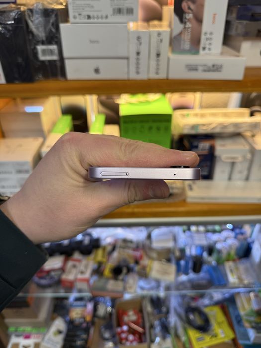 Продам Samsung A35 5G 6/128gb Awesome Lilac состояние нового