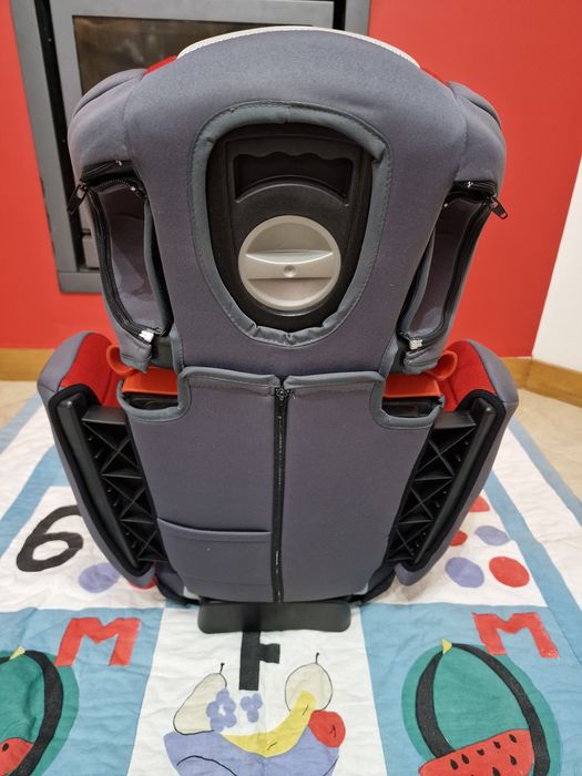 Cadeira auto bebé Chicco completamente nova, usada apenas 1x