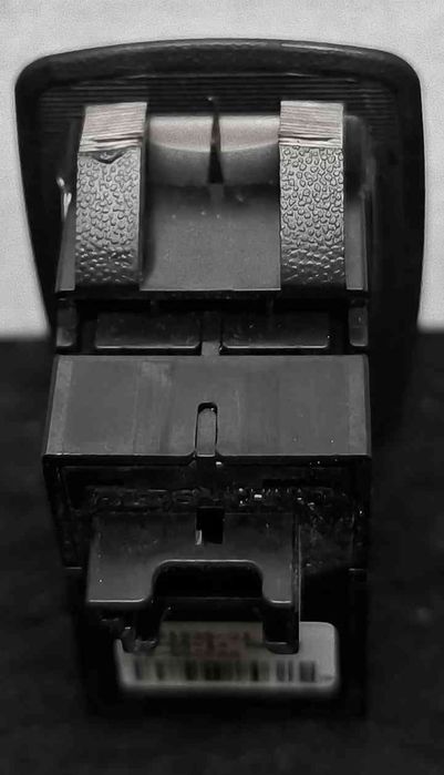 Comando / Botão / Interruptor Vidros Trás Esquerdo 9361936-01 - BMW 3