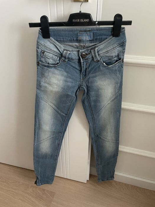 Jasne, niebieski jeansy skinny, rurki, Pull & Bear XS, 34