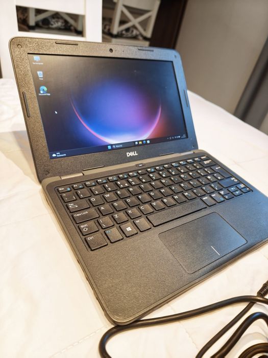 Dell Latitude 3190