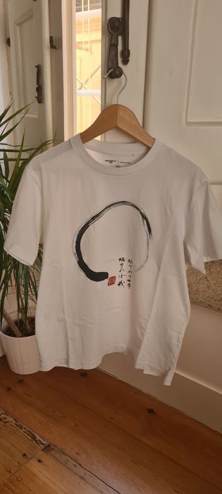 T-shirt hakujo kuiseko
