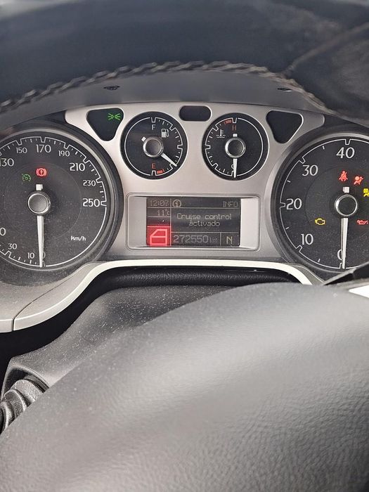 Carro usado  e bom estado