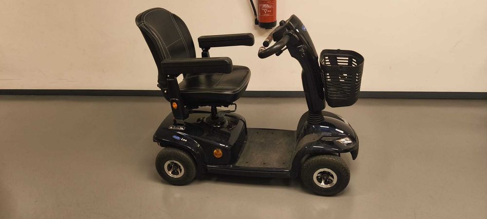 Scooter Elétrica  Leo para mobilidade reduzida