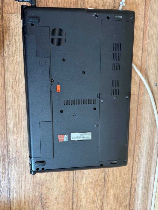 Ноутбук Acer Aspire V3-551G 750 гб