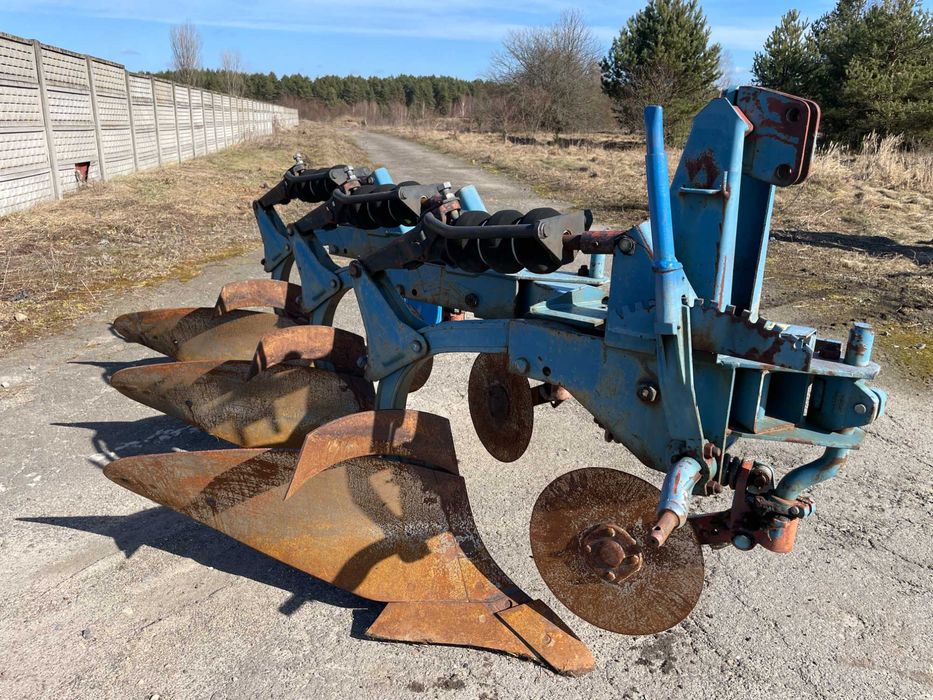 Продам Плуг 3-корпусний Overum 3-25-30-35-40 Rabe Werk Kverneland