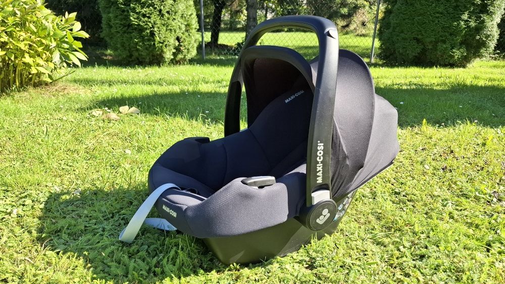 Maxi Cosi Fotelik CabrioFix I-size z Baza FamilyFix 3