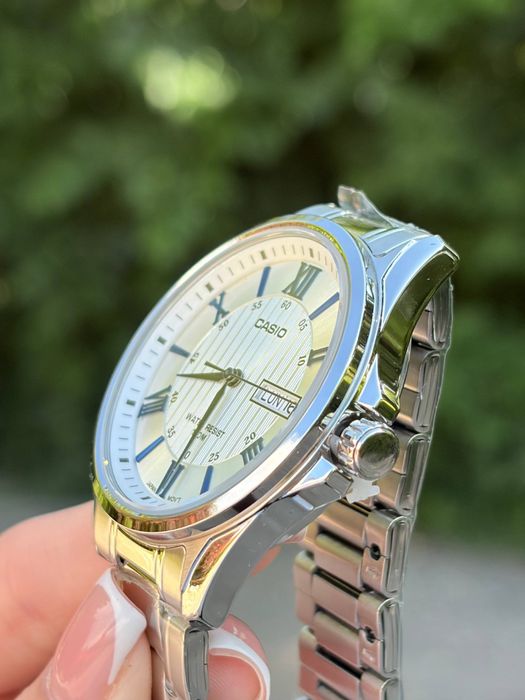 Чоловічий годинник CASIO COLLECTION MTP-1384D (білий, синій або чорний)