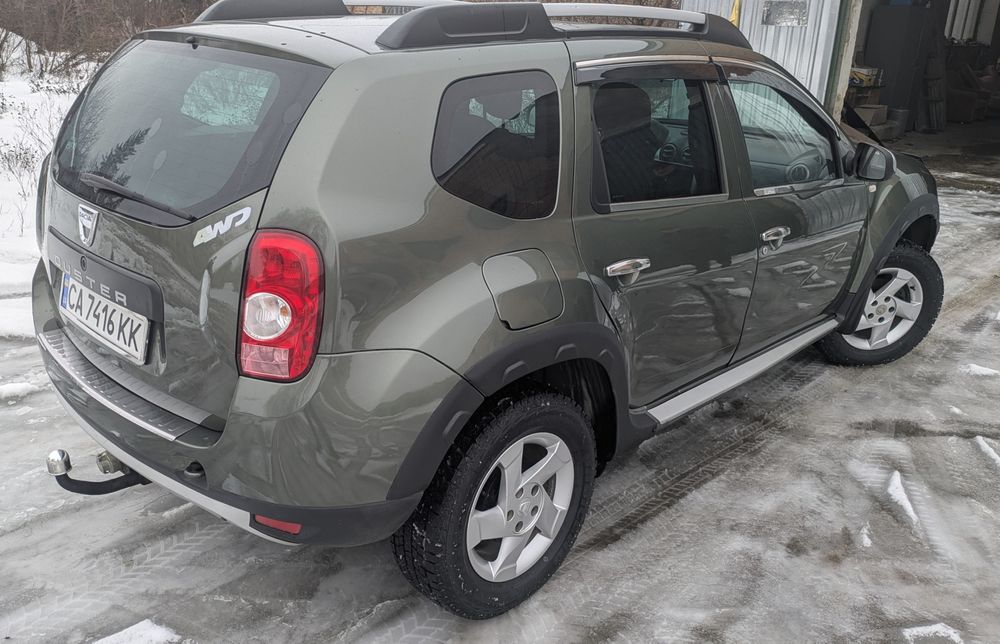 Продам Dacia Duster 2012 року повний привід 4×4