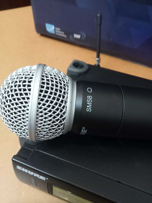 MICRO (S/Fios UHF) "SHURE" SLX24E (C/Mic. Emissor SM58)