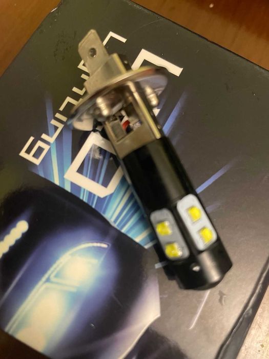 Led лампочка  Н1