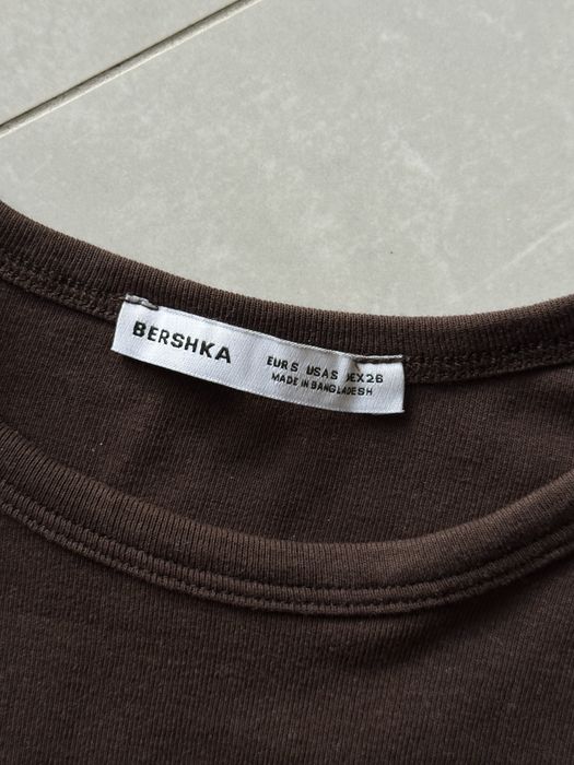 Лонслів bershka
